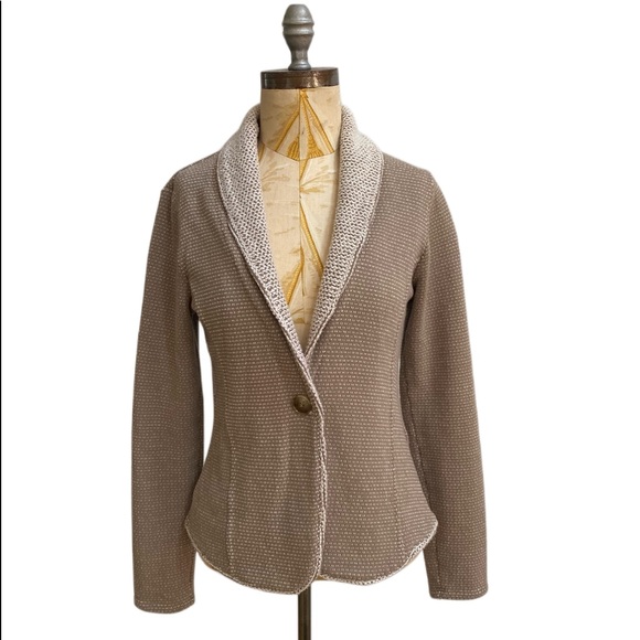 Lilla P Jackets & Blazers - Lilla P sweater blazer